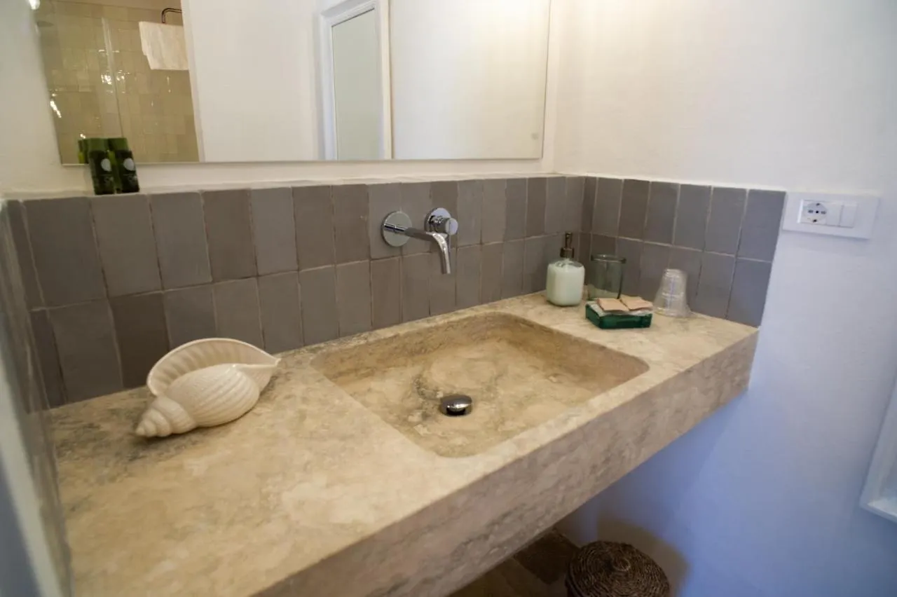 Masseria Il Passo Favignana 0*,  Włochy
